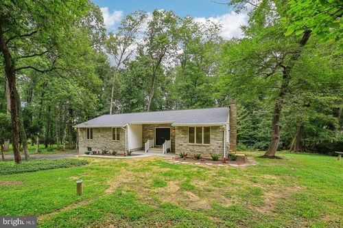 14088 Barbara Cir, Cooksville, MD, 21723-9606 | Card Image