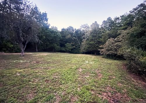 12 Farm St, Dover, MA, 02030-2302 | Card Image