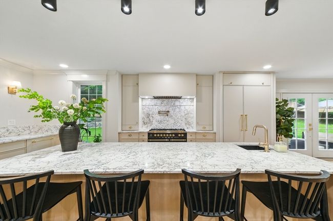 98 Great Plain Ave, House other with 4 bedrooms, 4 bathrooms and 4 parking in Wellesley MA | Image 9
