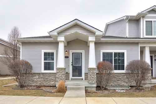 1273 Se Williams Ct, Waukee, IA, 50263-8614 | Card Image