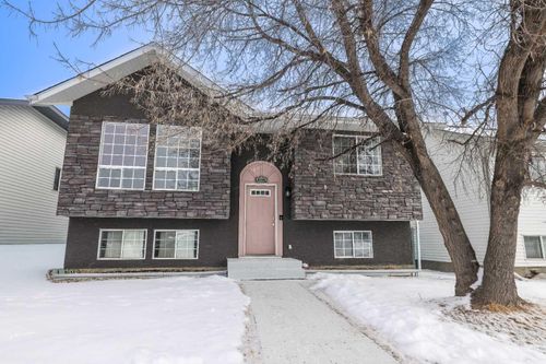 6109 54 St, Rocky Mountain House, AB, T4T1N8 | Card Image
