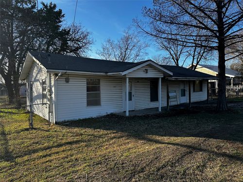 2001 Hickory Tree Rd, Balch Springs, TX, 75180-1342 | Card Image