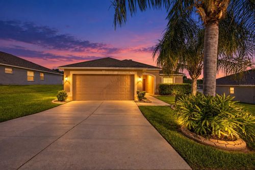 7919 Merchantville Cir, ZEPHYRHILLS, FL, 33540-2074 | Card Image