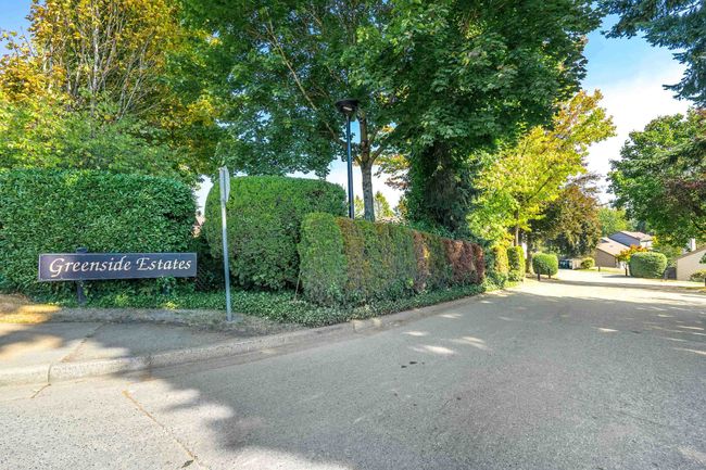6158 W Greenside Drive, Townhouse with 2 bedrooms, 1 bathrooms and 2 parking in Surrey BC | Image 25