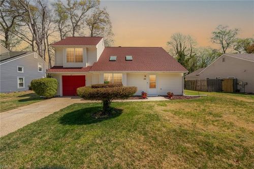 204 Springdale Way, Hampton, VA, 23666-2259 | Card Image