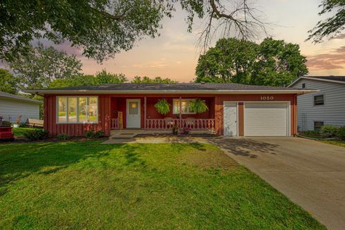 1050 Westwood Dr, Faribault, MN, 55021-6656 | Card Image