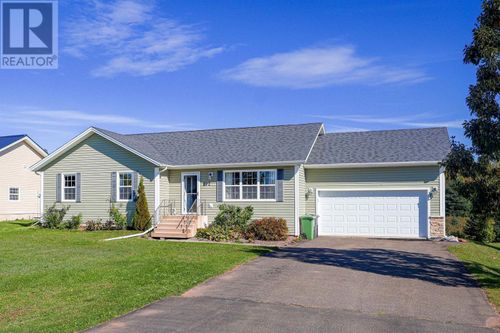 152 Osprey Ave, Cornwall, PE, C0A1H4 | Card Image