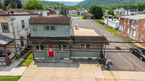 430 W 3rd St, Nescopeck, PA, 18635-1031 | Card Image
