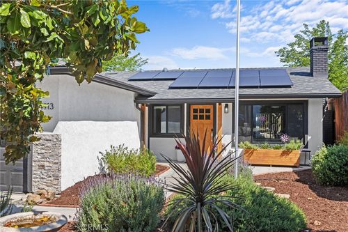 4913 Sparrow Hawk Ln, Paso Robles, CA, 93446 | Card Image