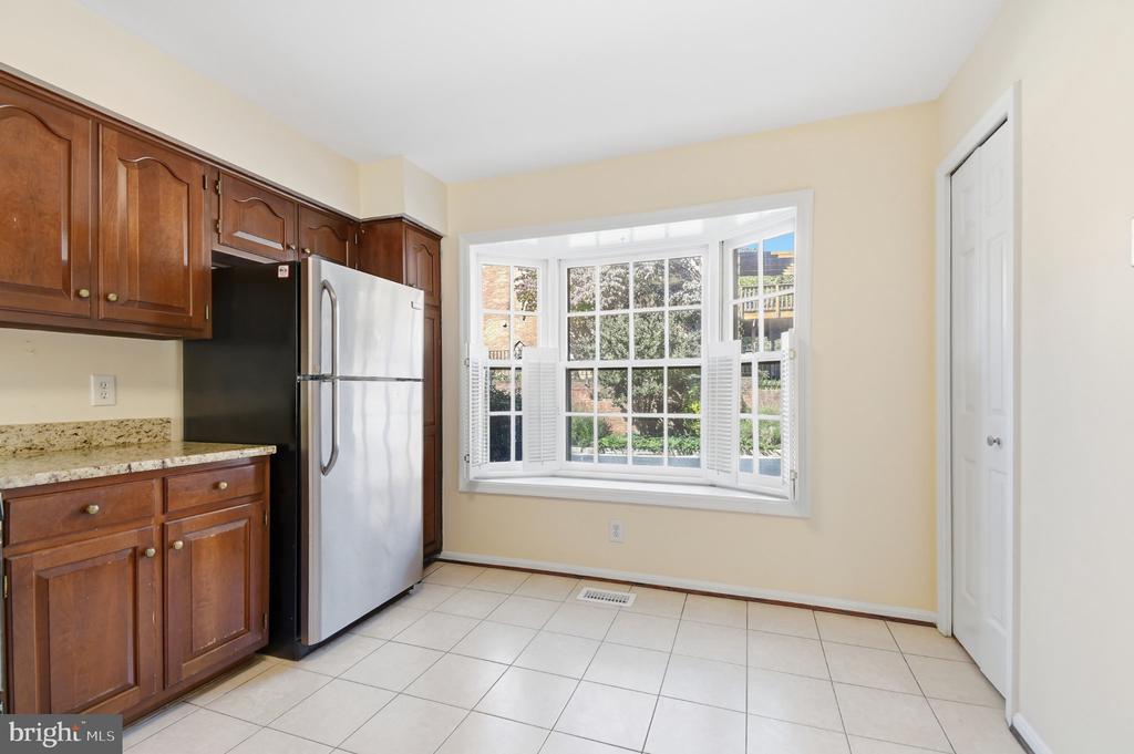 Residential Lease in ALEXANDRIA 4