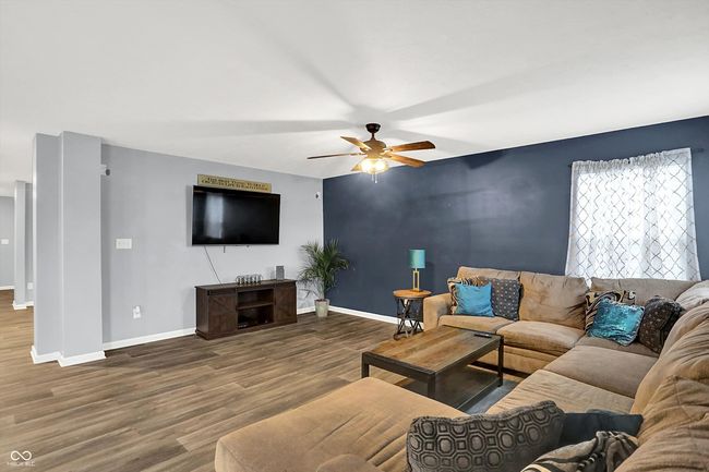TV Mounts included | Image 19