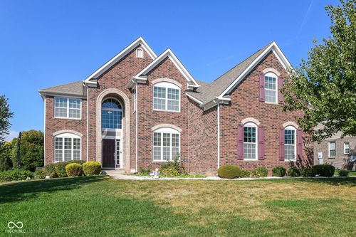 288 Little Ben Ln, Greenwood, IN, 46142-7623 | Card Image