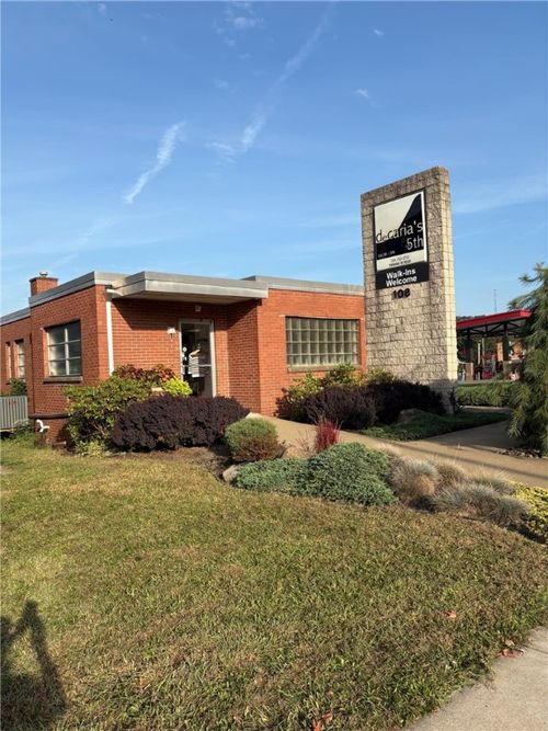 108 5th St, Ellwood City, PA, 16117-2304 | Card Image