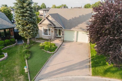 17 Settler'S Ridge Way, Nepean, ON, K2J4V3 | Card Image