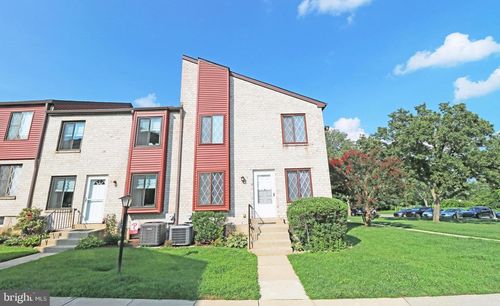 387-5200 Hilltop Dr, BROOKHAVEN, PA, 19015-1204 | Card Image