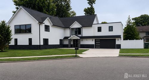 19 Lisa Ct, Colonia, NJ, 07067-2214 | Card Image