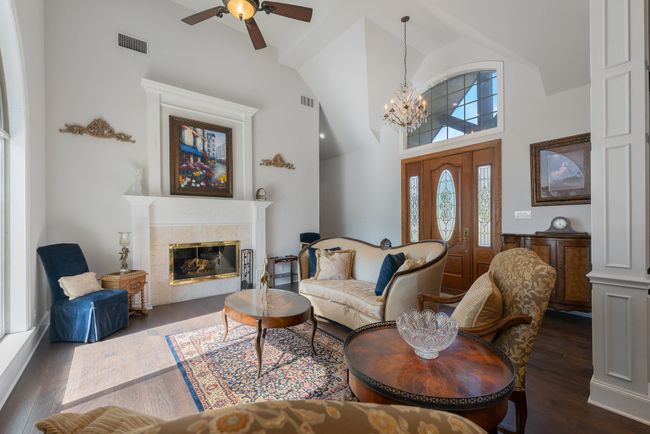 7583 Mountain View Rd, Home with 4 bedrooms, 4 bathrooms and null parking in Aubrey TX | Image 7
