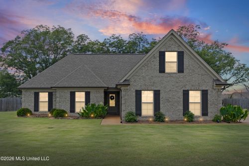209 Eagle View Drive, Senatobia, MS, 38668 | Card Image