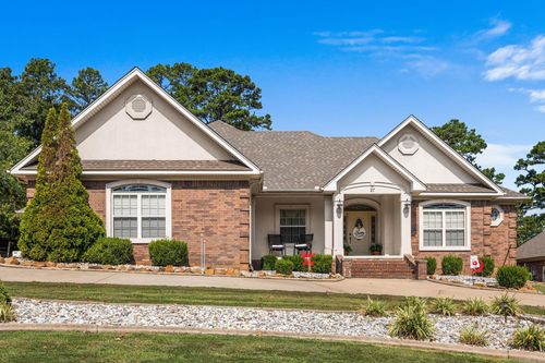 27 Gleneagle Dr, Cabot, AR, 72023-7820 | Card Image