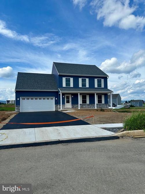 21 American Ave, CARLISLE, PA, 17013-9910 | Card Image