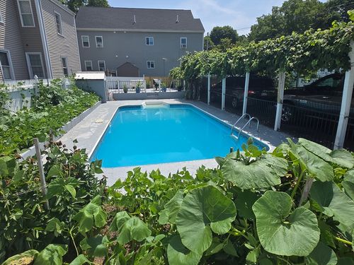 78 Summer St, Brockton, MA, 02302-3927 | Card Image