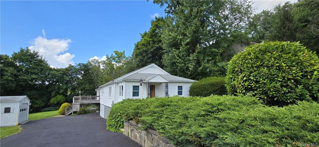 Carter Ave, Newburgh, NY 12550
