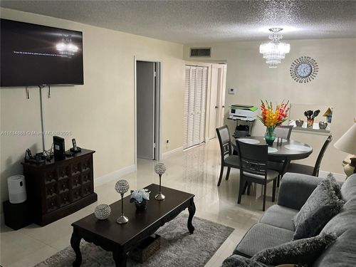 apt-108-300 Berkley Rd, Hollywood, FL, 33024-1136 | Card Image