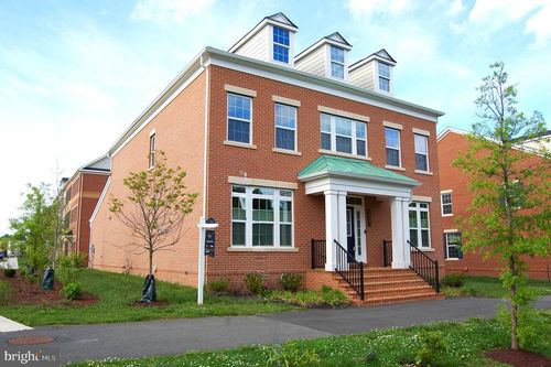 10606 Cedar Ave, FAIRFAX, VA, 22030-3112 | Card Image