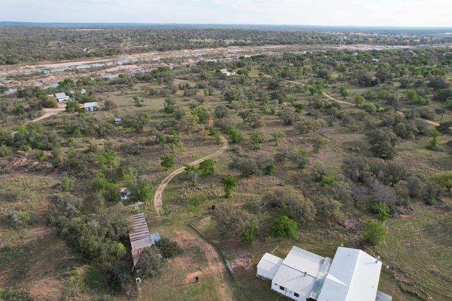 12041 W Ranch Road 152, House other with 5 bedrooms, 3 bathrooms and null parking in Llano TX | Image 18