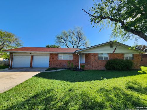 273 Meadow Ave, New Braunfels, TX, 78130-3227 | Card Image
