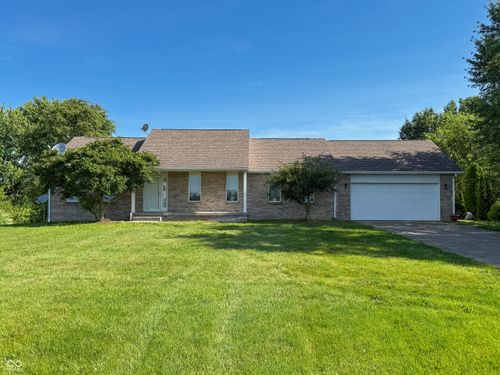 4820 E 800 N, Columbus, IN, 47203-9751 | Card Image
