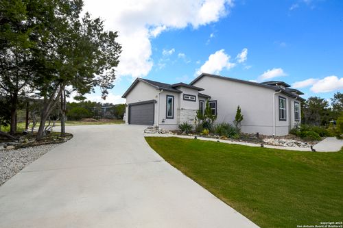 114 High Point Cir, Spring Branch, TX, 78070-5073 | Card Image