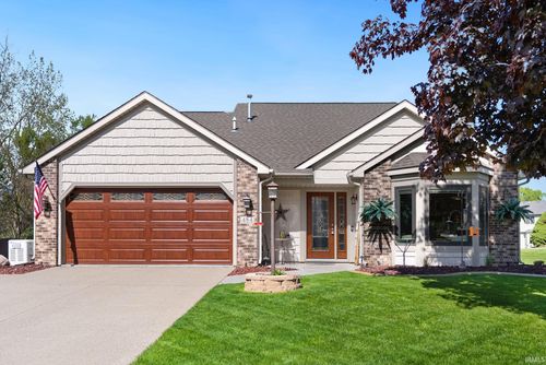 484 Lowry Way, Roanoke, IN, 46783-9196 | Card Image