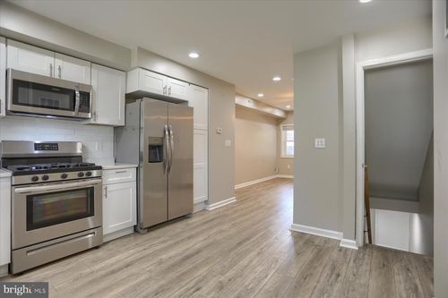 1207 Anglesea St, BALTIMORE, MD, 21224-5404 | Card Image