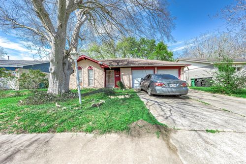 5011 Brisbane Dr, Houston, TX, 77048-2509 | Card Image