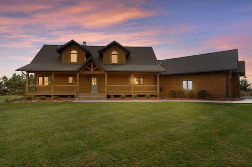 13745 Panola Dr, Lindstrom, MN, 55045-8911 | Card Image