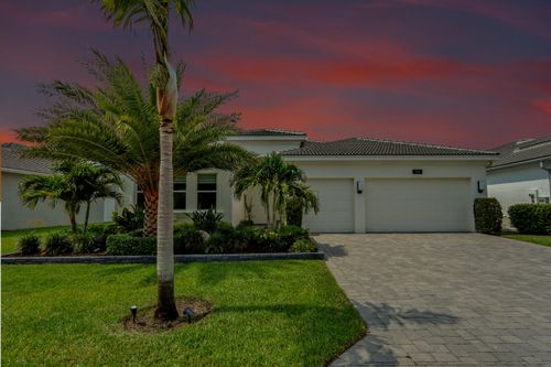 9939 Great Barrier Trl, Boynton Beach, FL, 33473-7143 | Card Image