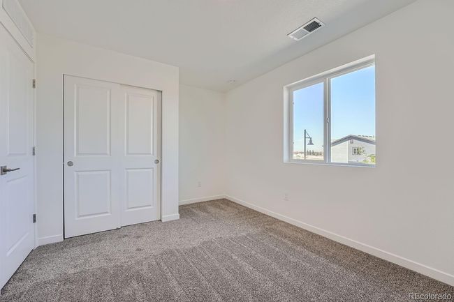 1250 S Algonquian St, Townhouse with 3 bedrooms, 3 bathrooms and 2 parking in Aurora CO | Image 9