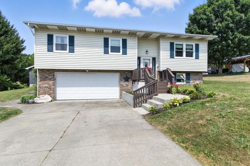 40 Brown St, Dubois, PA, 15801-1160 | Card Image