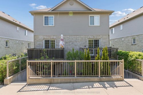 60-35 Mountford Drive, Guelph, ON, N1E0G6 | Card Image