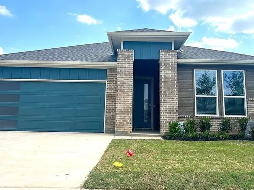 1717 Sparrow St, Denton, TX, 76205-2035 | Card Image