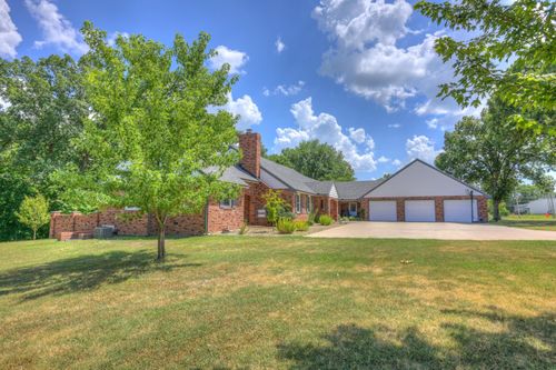 201 Karen Dr, Carl Junction, MO, 64834-9704 | Card Image