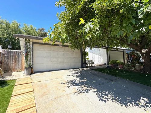 6392 Bonham Cir, Citrus Heights, CA, 95610-5914 | Card Image