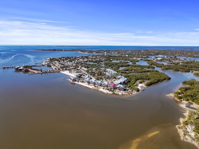 10-F - 11 Old Mill Dr, Condo with 2 bedrooms, 2 bathrooms and null parking in Cedar Key FL | Image 11