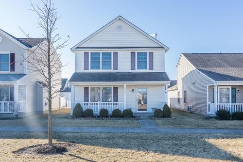 5975 Pennington Creek Dr, Dublin, OH, 43016-7366 | Card Image