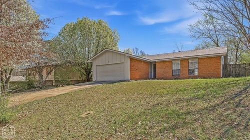 2011 Timberidge Dr, Jonesboro, AR, 72401-3646 | Card Image