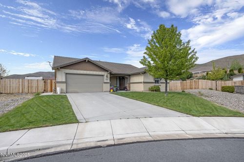 2860 Tobiano Dr, Reno, NV, 89521-8022 | Card Image