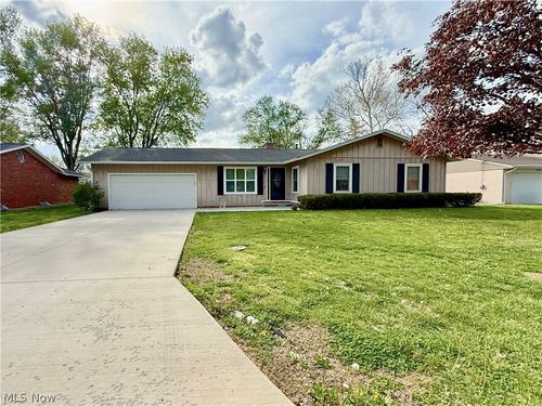 307 Strecker Ln, Marietta, OH, 45750-9255 | Card Image