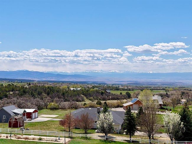 22876 Thunder Mountain Ln, House other with 6 bedrooms, 4 bathrooms and null parking in Cedaredge CO | Image 4