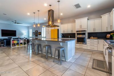 16031 W Cameron Drive, House other with 3 bedrooms, 2 bathrooms and null parking in Surprise AZ | Image 3